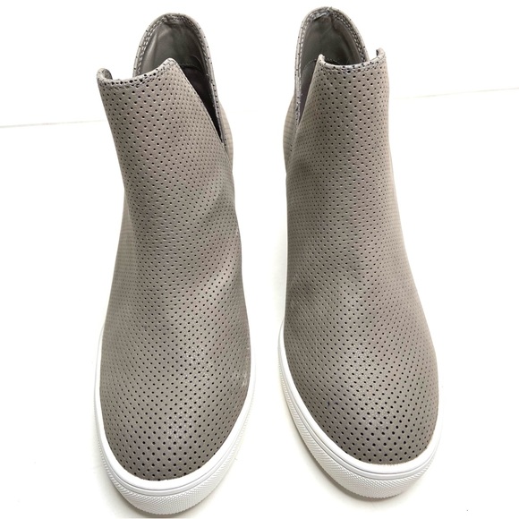 MIA Ankle Wedge Sneakers - Picture 12 of 13